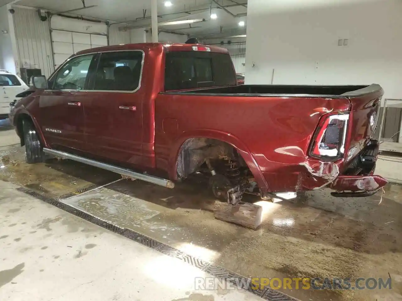 2 Photograph of a damaged car 1C6SRFKT5NN246522 RAM 1500 2022