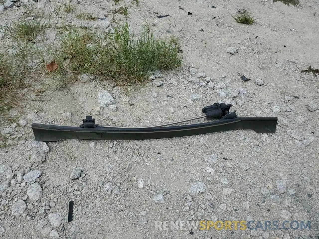 12 Photograph of a damaged car 1C6SRFKTXNN112346 RAM 1500 2022