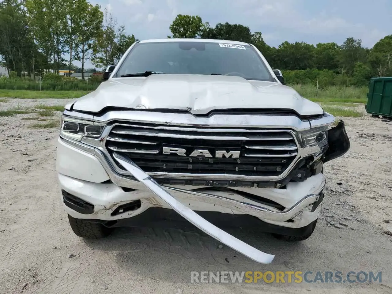 5 Photograph of a damaged car 1C6SRFKTXNN112346 RAM 1500 2022