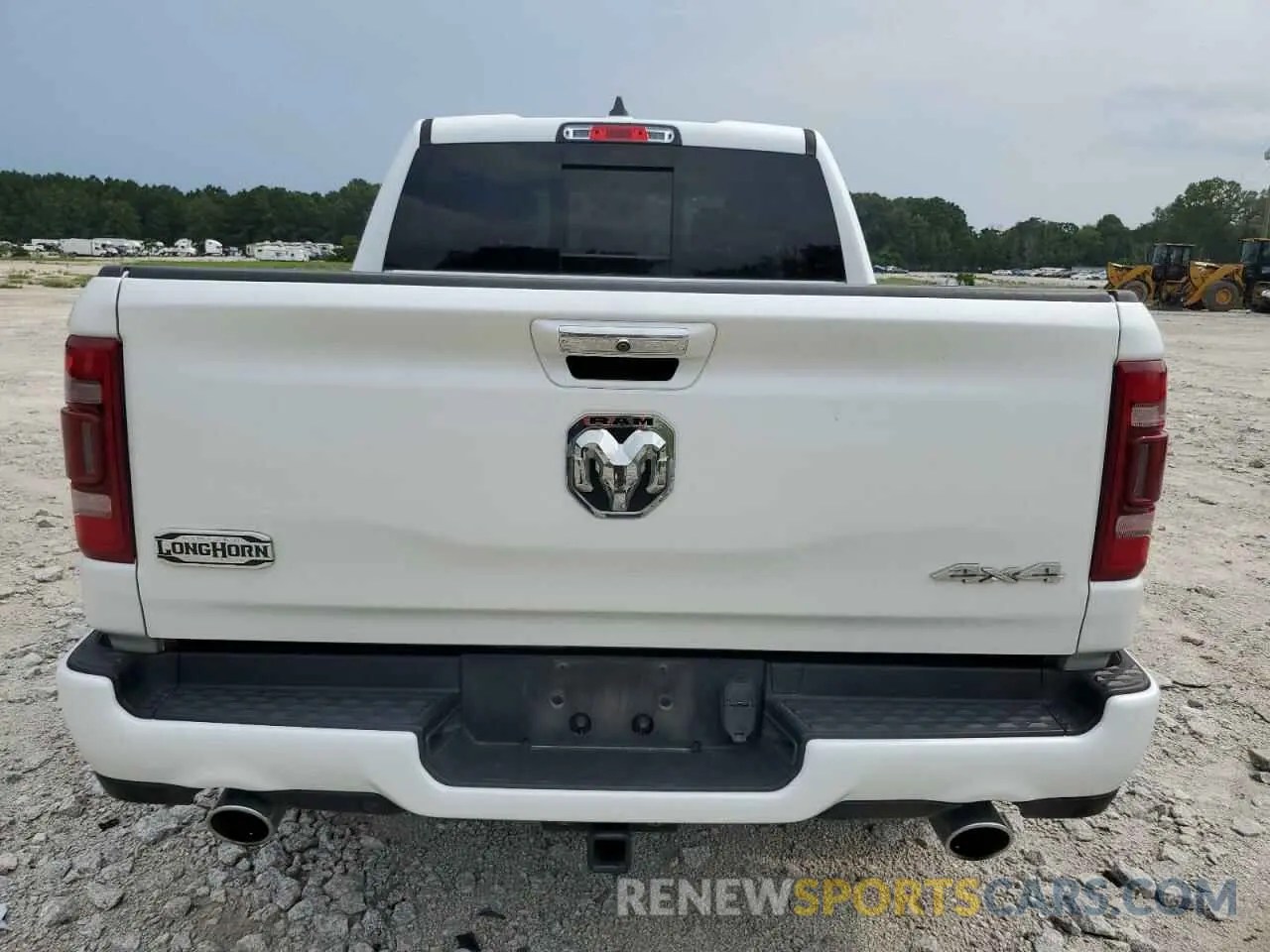 6 Photograph of a damaged car 1C6SRFKTXNN112346 RAM 1500 2022
