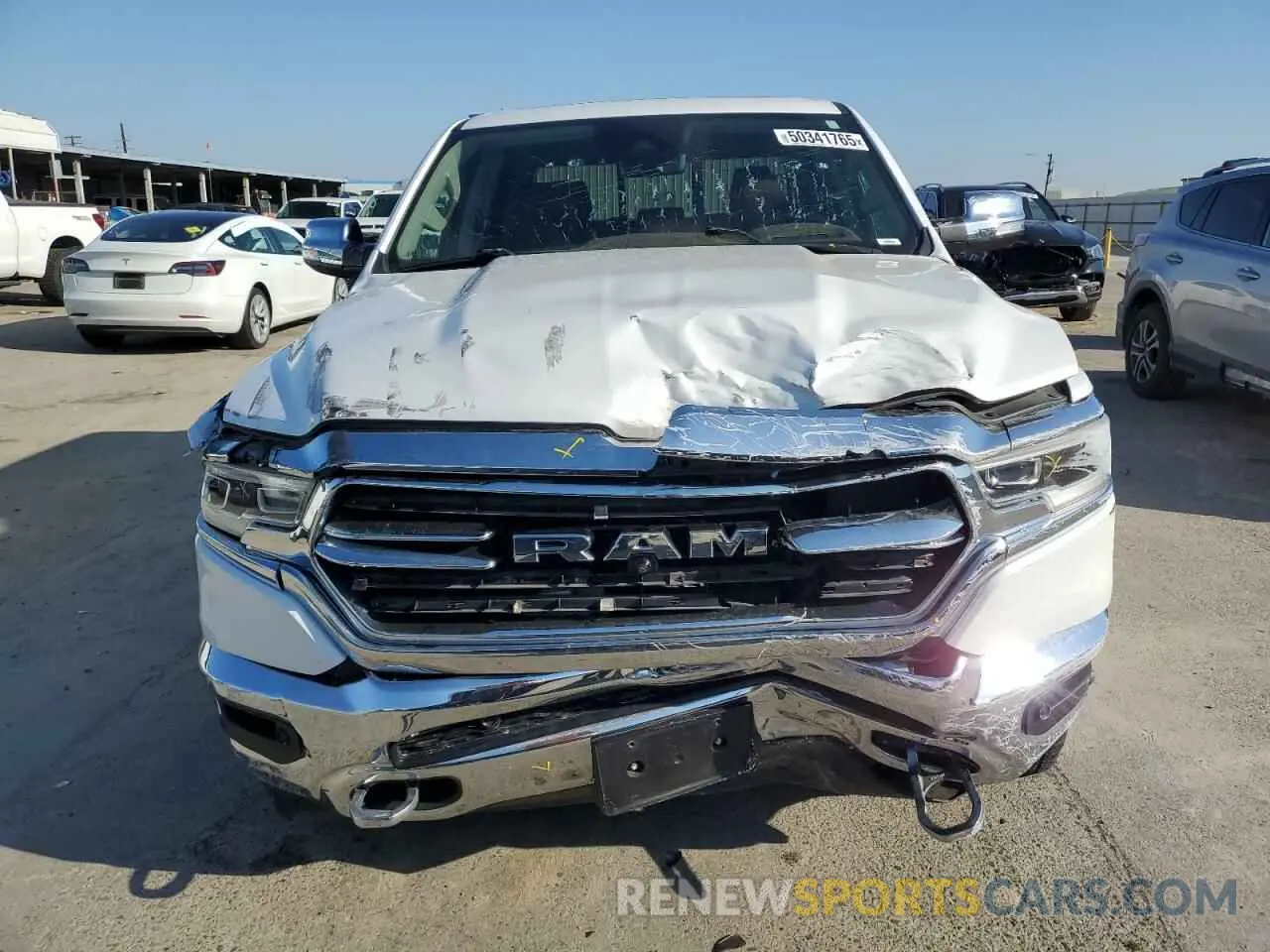 5 Photograph of a damaged car 1C6SRFKTXNN213838 RAM 1500 2022