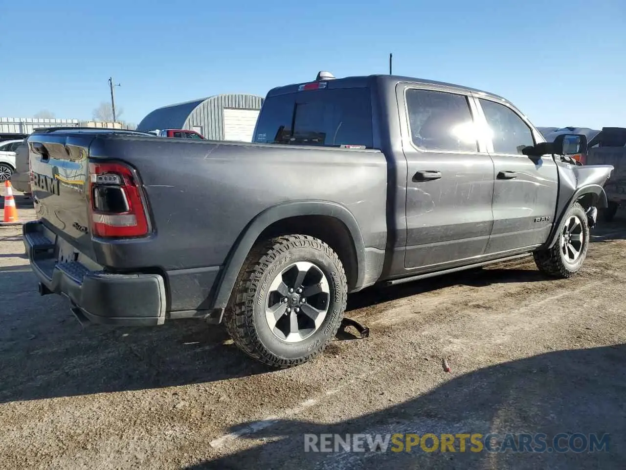 3 Photograph of a damaged car 1C6SRFLM3NN204700 RAM 1500 2022