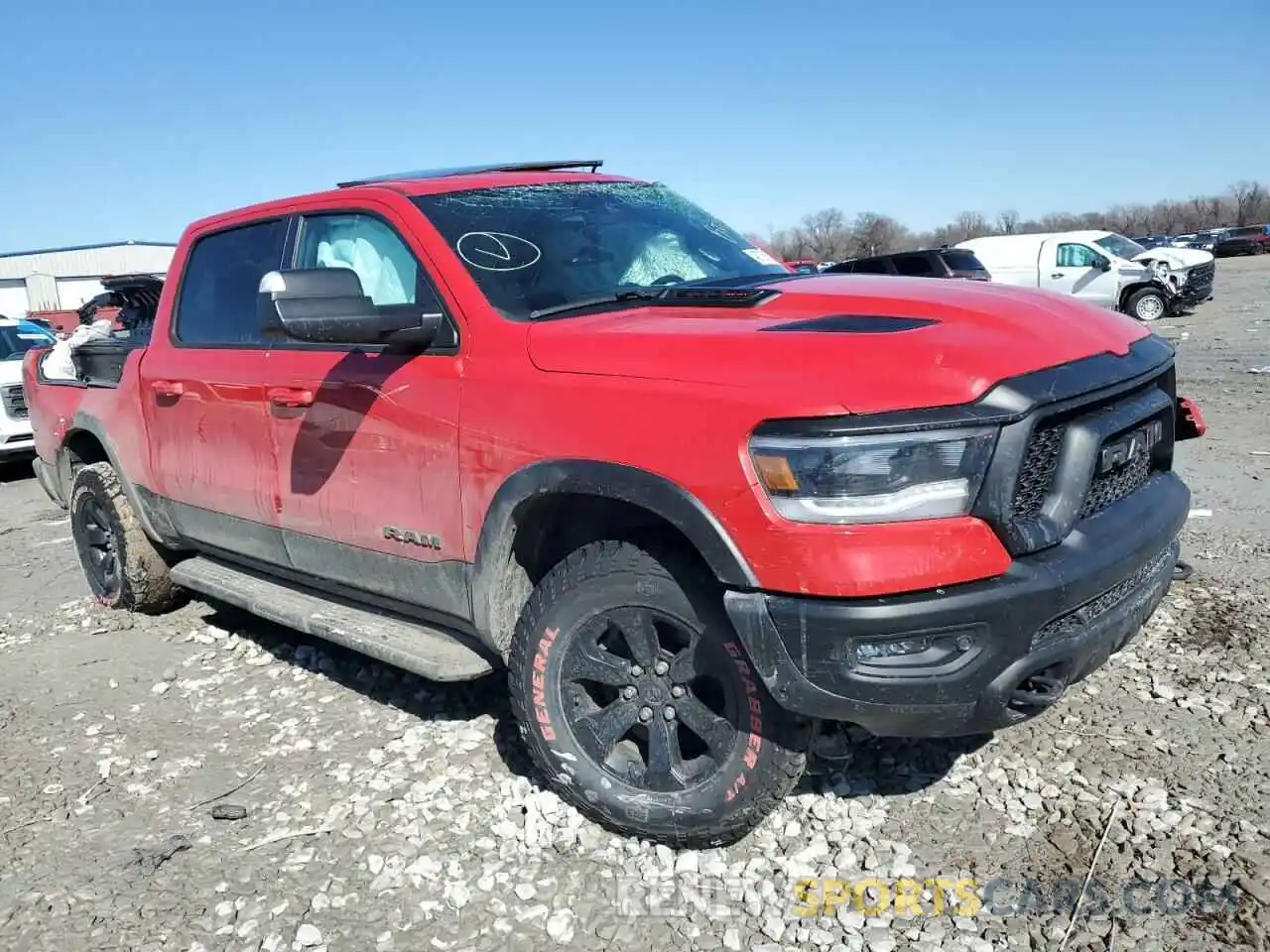 4 Photograph of a damaged car 1C6SRFLM5NN150462 RAM 1500 2022