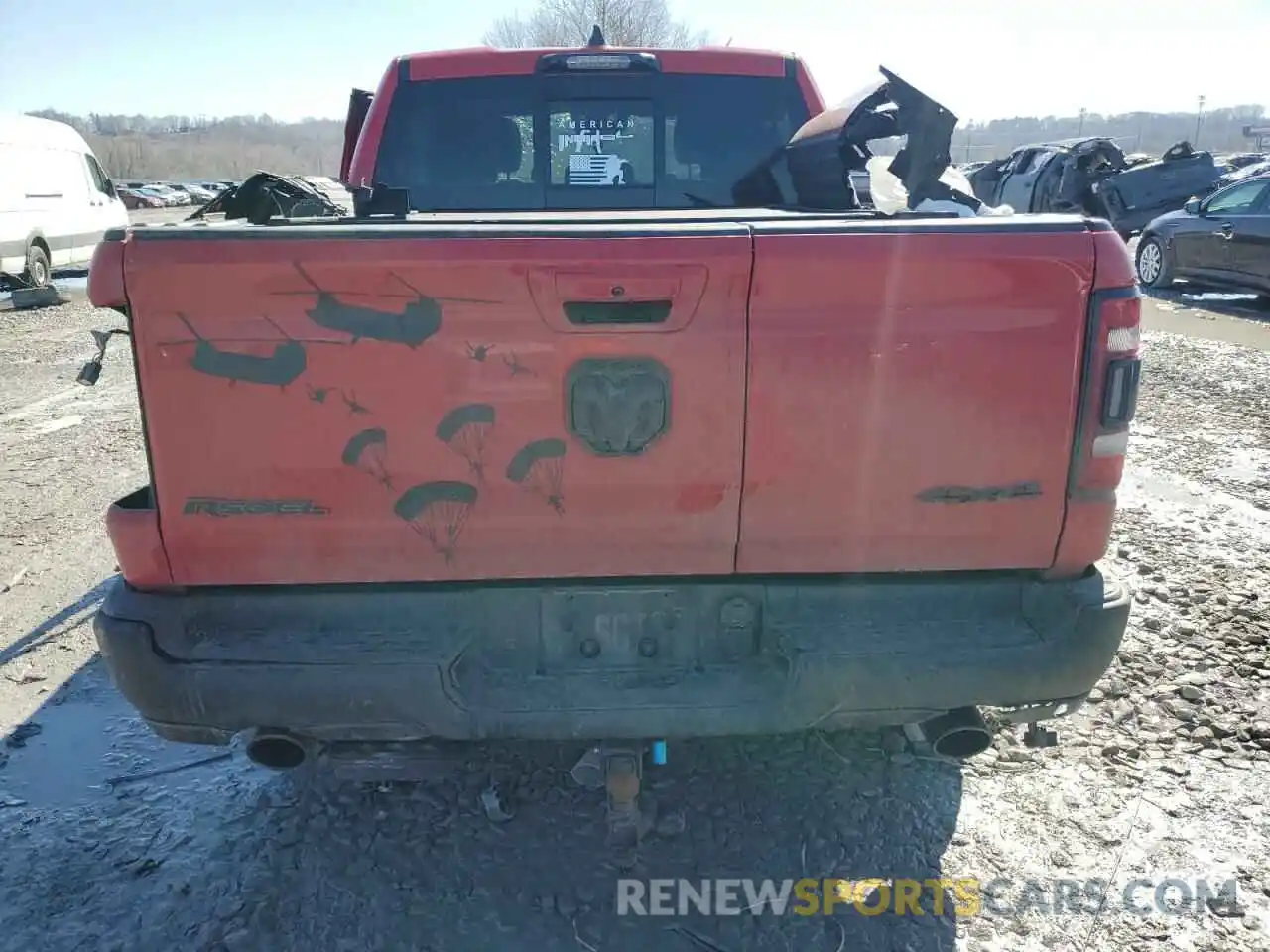 6 Photograph of a damaged car 1C6SRFLM5NN150462 RAM 1500 2022