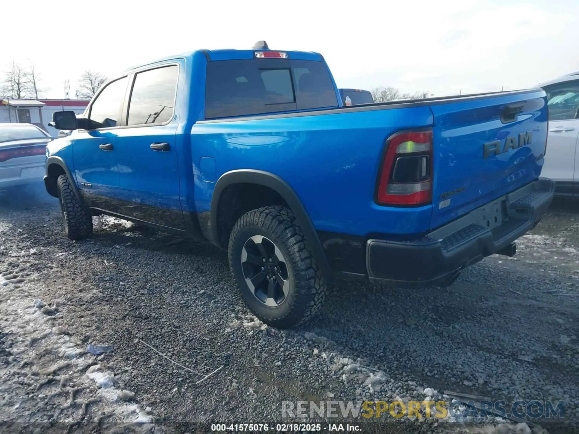 3 Photograph of a damaged car 1C6SRFLT0NN177124 RAM 1500 2022