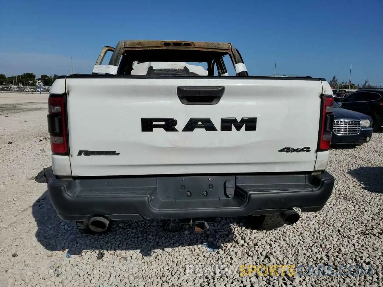 6 Photograph of a damaged car 1C6SRFLT1NN188911 RAM 1500 2022