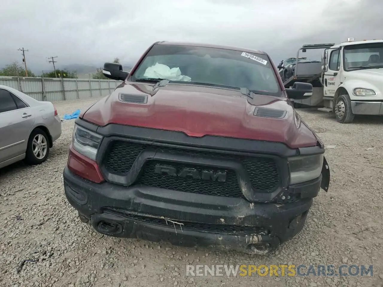 5 Photograph of a damaged car 1C6SRFLT7NN418872 RAM 1500 2022