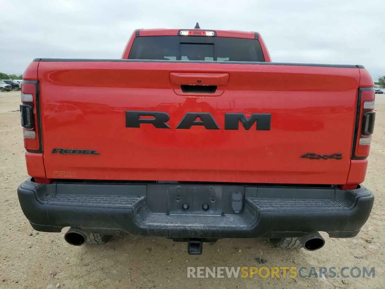 6 Photograph of a damaged car 1C6SRFLTXNN204328 RAM 1500 2022