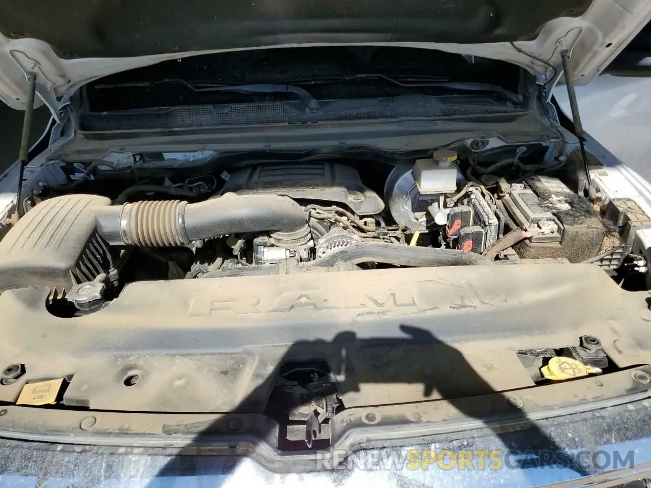11 Photograph of a damaged car 1C6SRFMT1NN339227 RAM 1500 2022