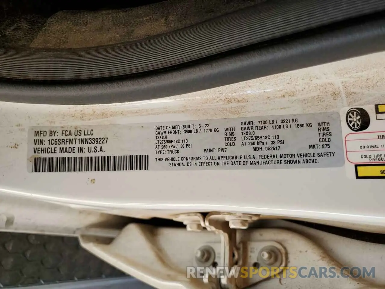 12 Photograph of a damaged car 1C6SRFMT1NN339227 RAM 1500 2022