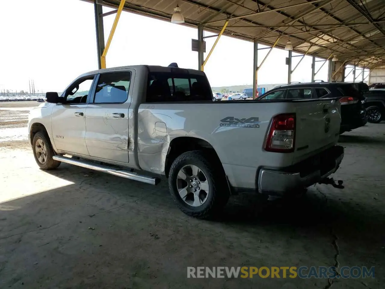 2 Photograph of a damaged car 1C6SRFMT1NN339227 RAM 1500 2022