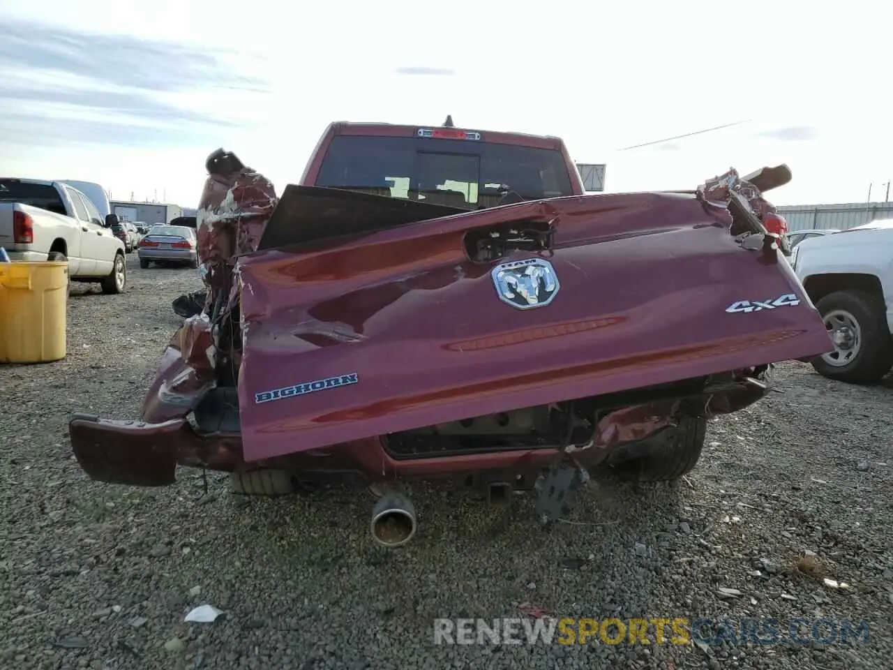 6 Photograph of a damaged car 1C6SRFMT3NN265986 RAM 1500 2022