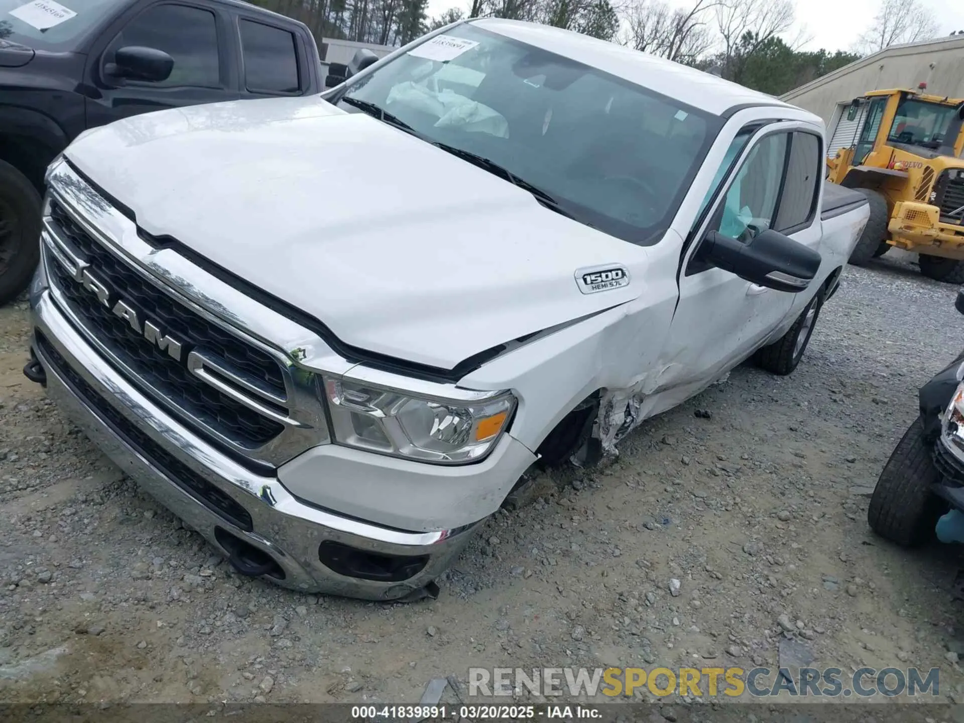 2 Photograph of a damaged car 1C6SRFMT3NN400075 RAM 1500 2022