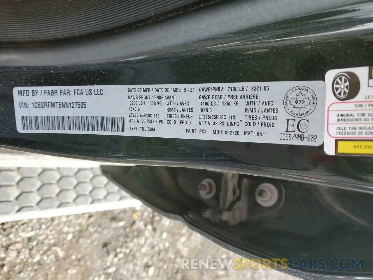 12 Photograph of a damaged car 1C6SRFMT6NN127505 RAM 1500 2022