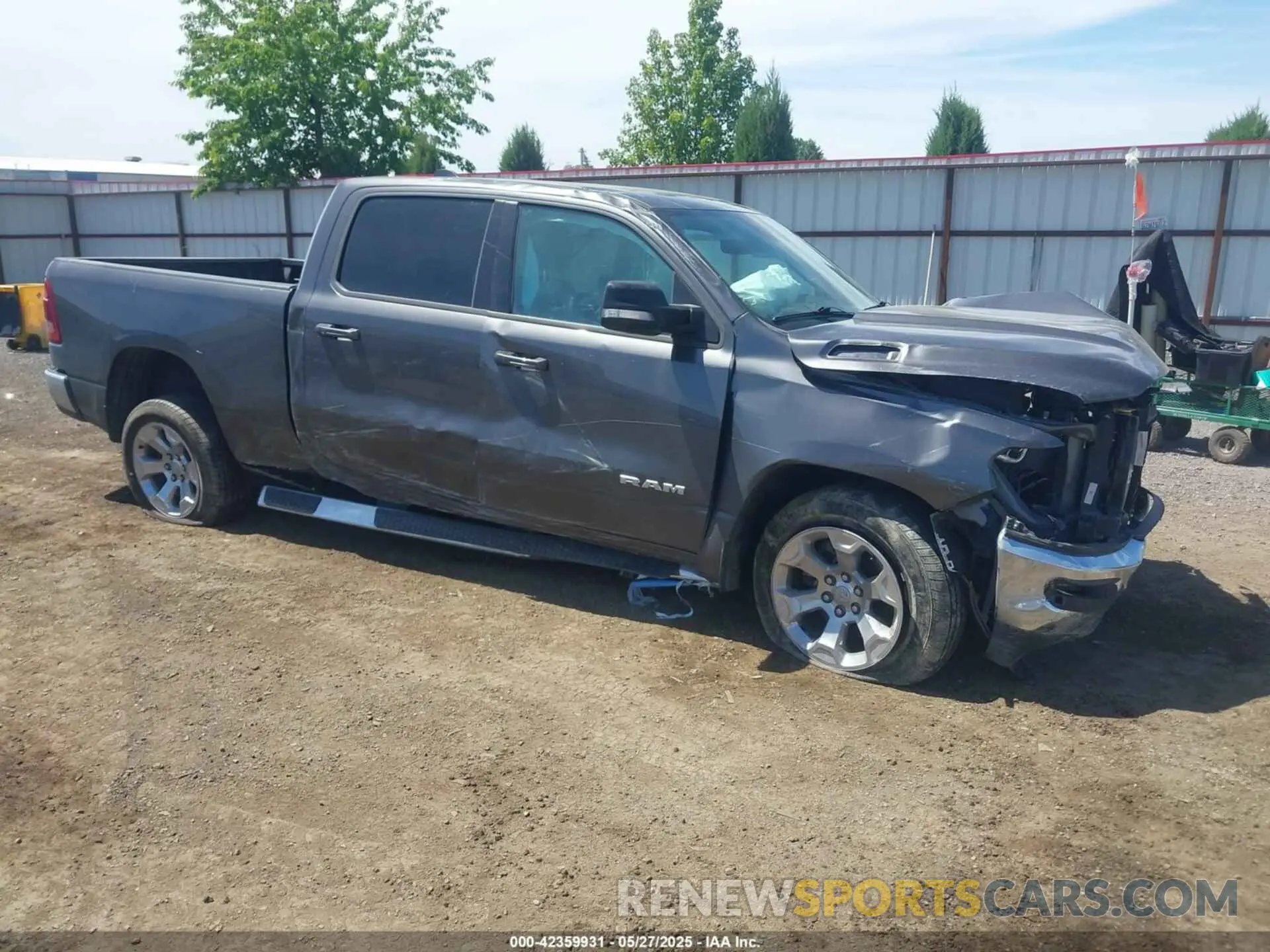 1 Photograph of a damaged car 1C6SRFMT8NN481607 RAM 1500 2022