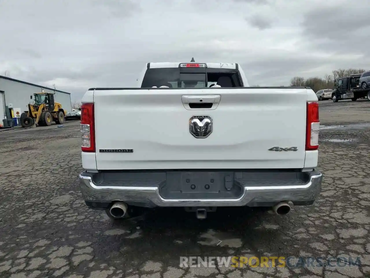 6 Photograph of a damaged car 1C6SRFMTXNN433025 RAM 1500 2022