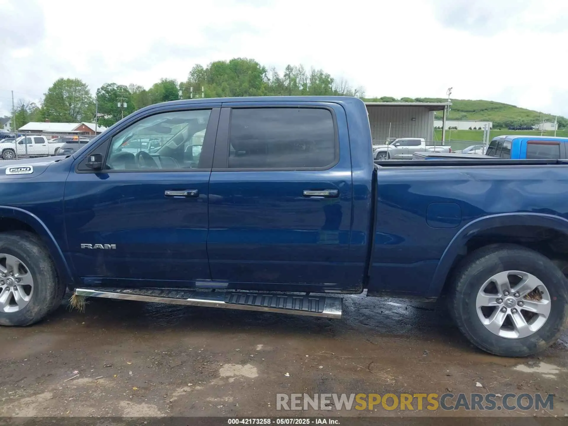 15 Photograph of a damaged car 1C6SRFRTXNN223050 RAM 1500 2022