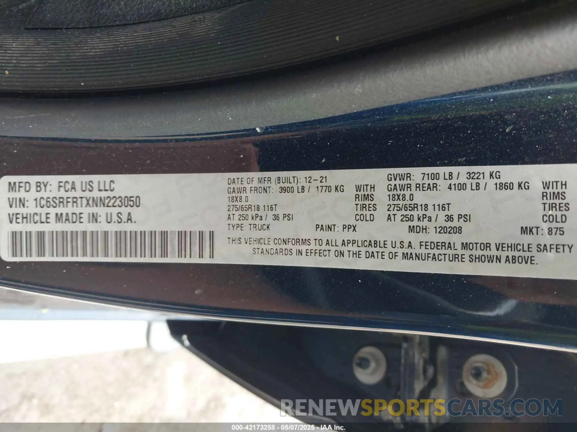 9 Photograph of a damaged car 1C6SRFRTXNN223050 RAM 1500 2022