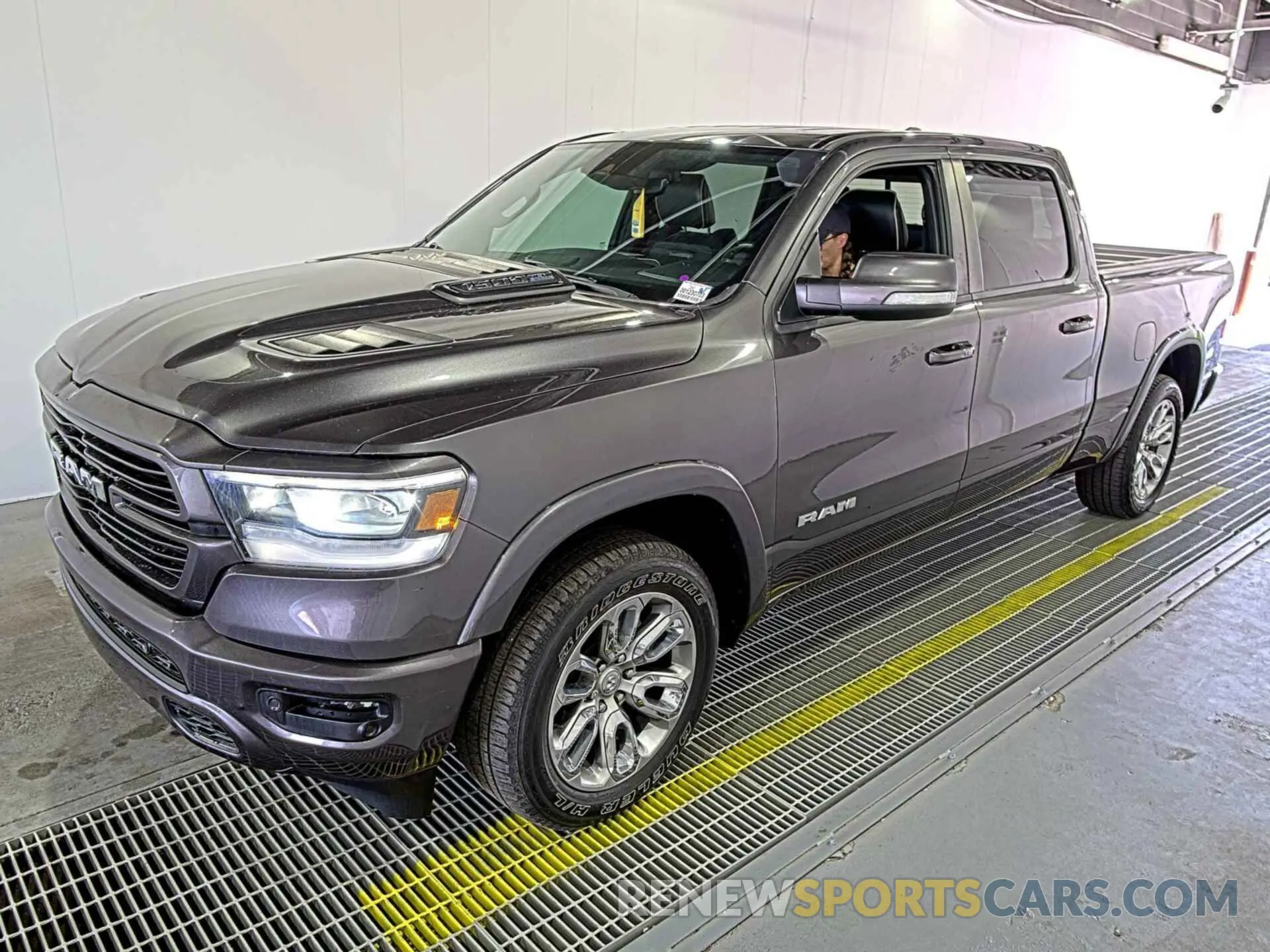 17 Photograph of a damaged car 1C6SRFRTXNN429307 RAM 1500 2022