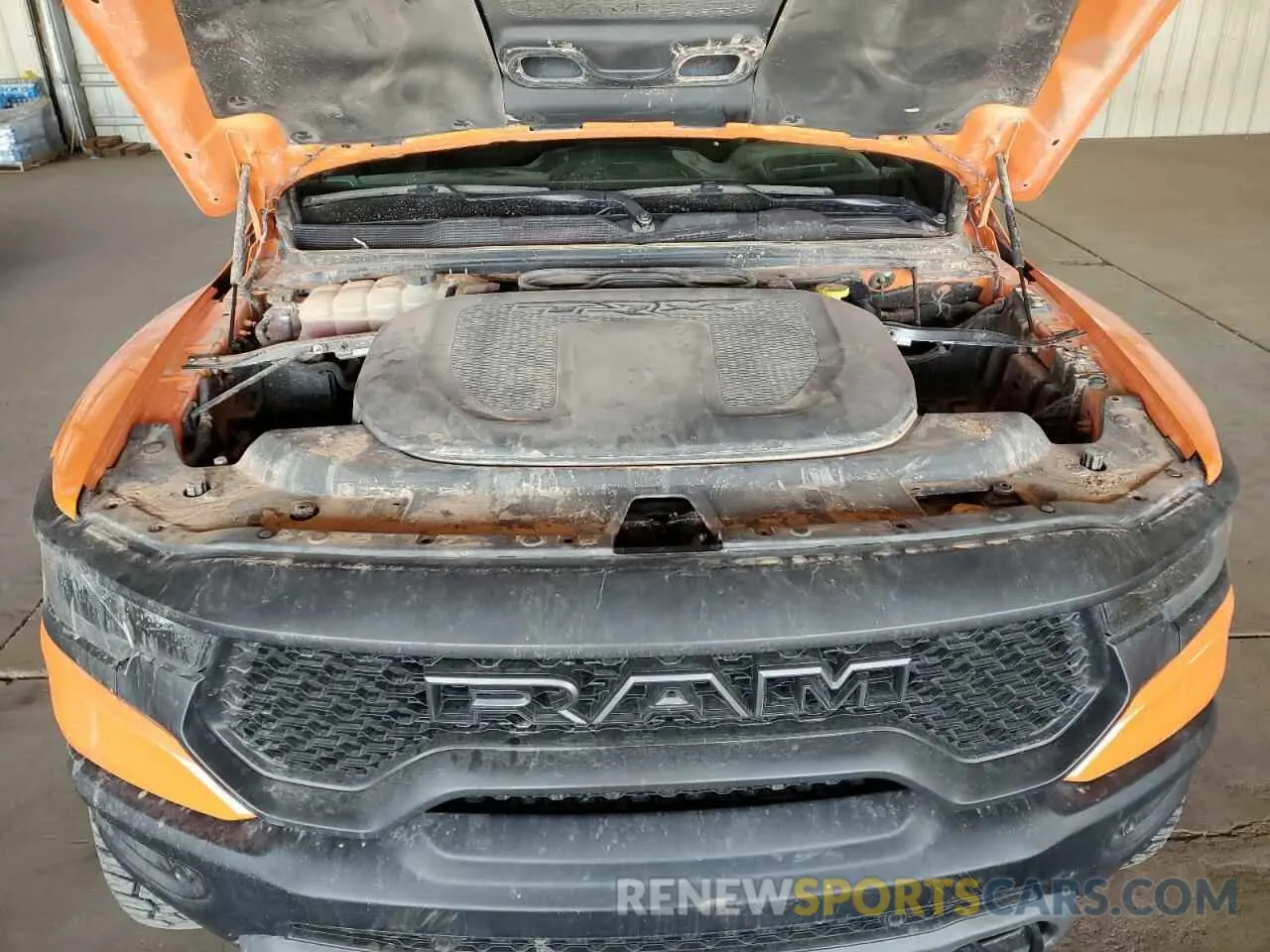 11 Photograph of a damaged car 1C6SRFU91NN149285 RAM 1500 2022