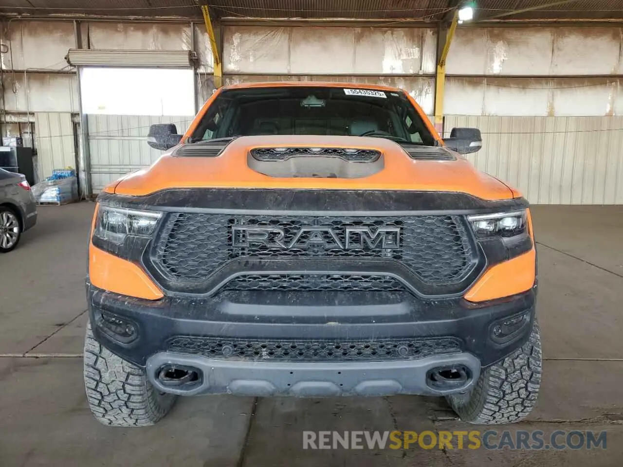 5 Photograph of a damaged car 1C6SRFU91NN149285 RAM 1500 2022