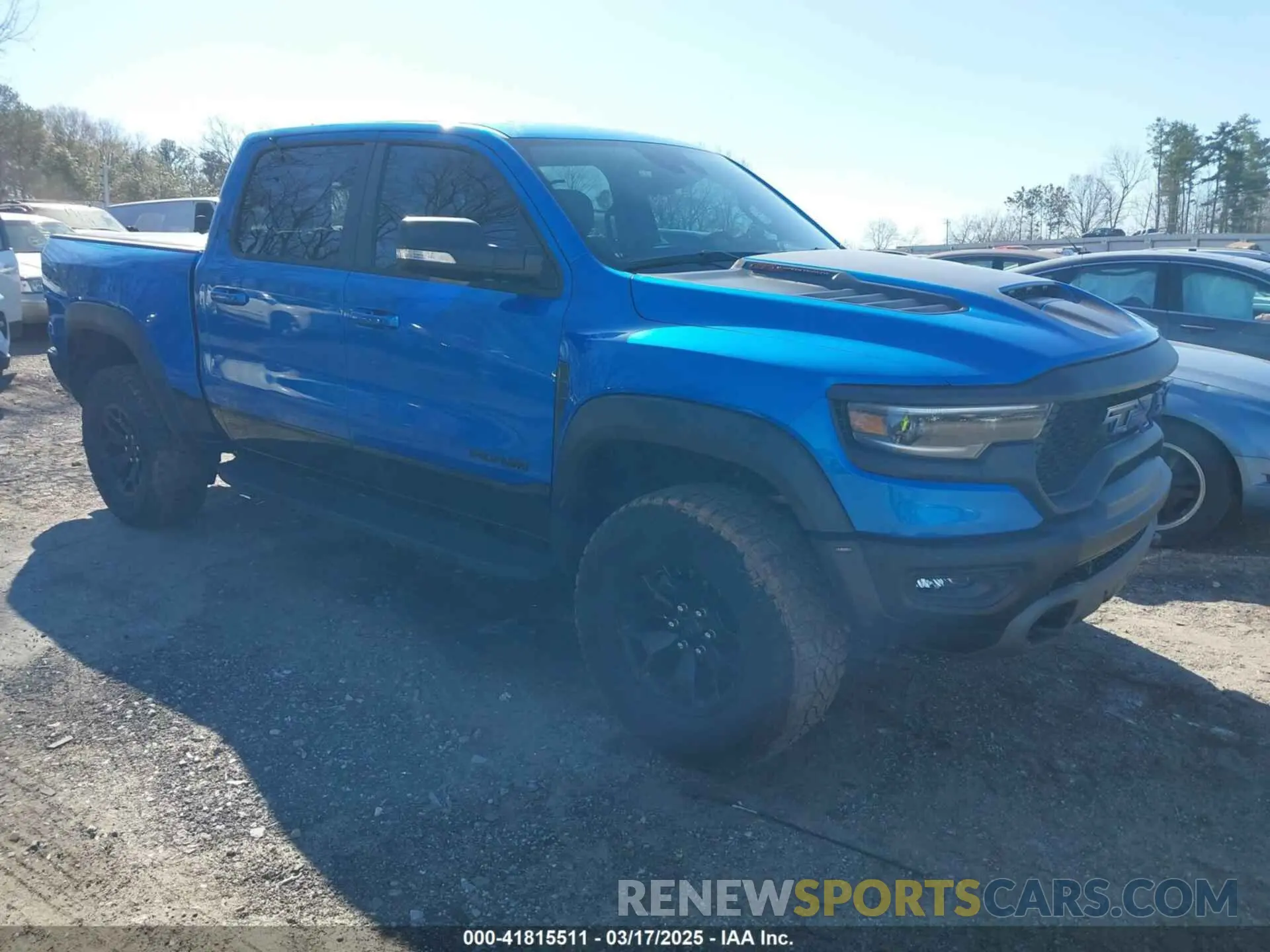 1 Photograph of a damaged car 1C6SRFU92NN307018 RAM 1500 2022