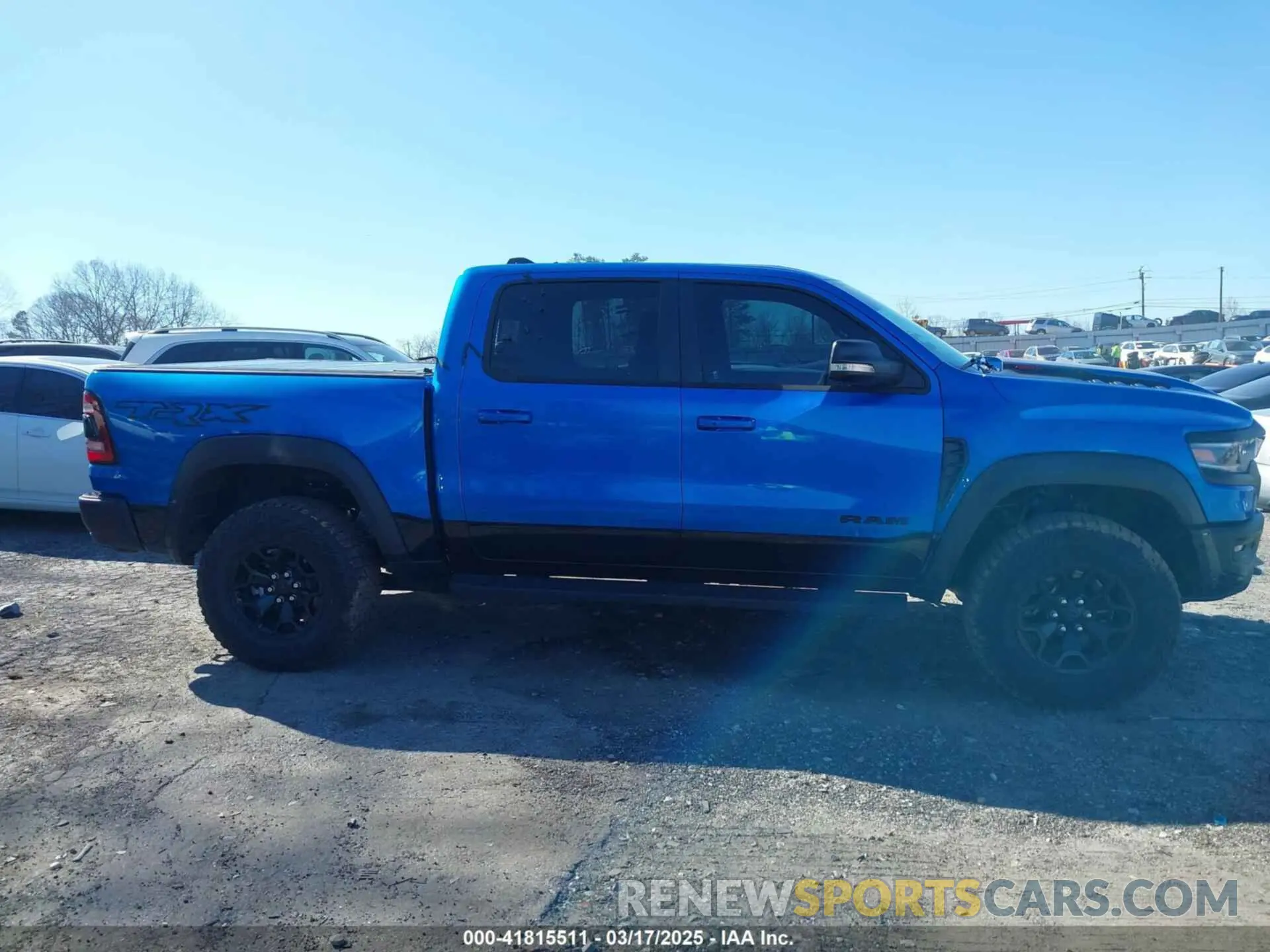 13 Photograph of a damaged car 1C6SRFU92NN307018 RAM 1500 2022