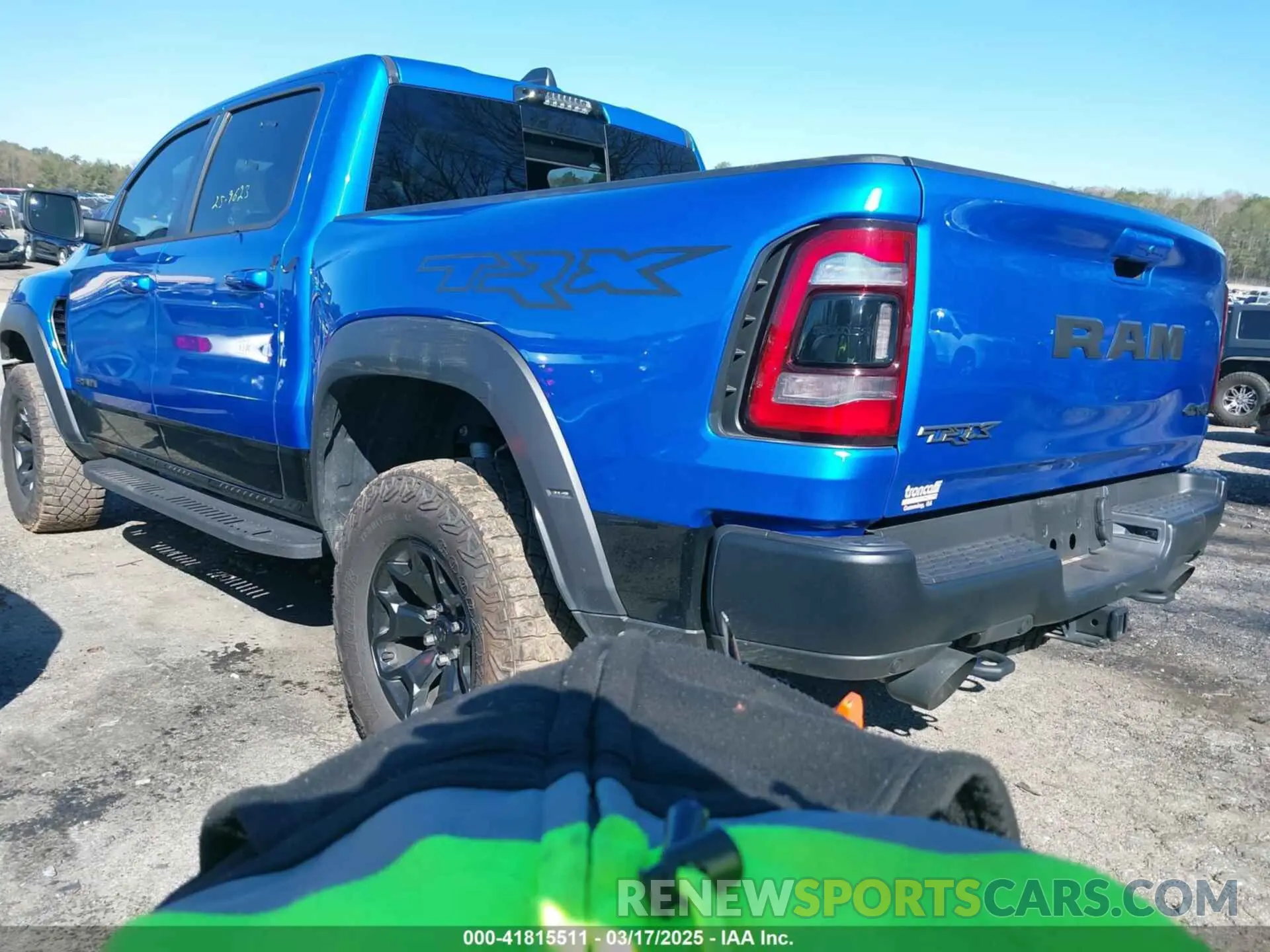 3 Photograph of a damaged car 1C6SRFU92NN307018 RAM 1500 2022
