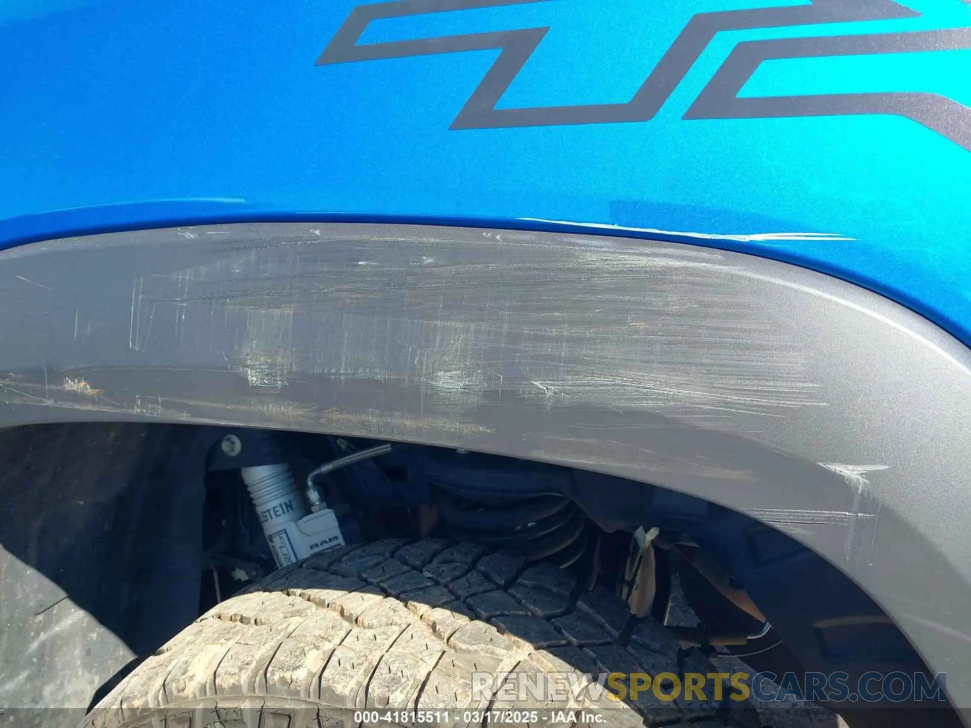 6 Photograph of a damaged car 1C6SRFU92NN307018 RAM 1500 2022
