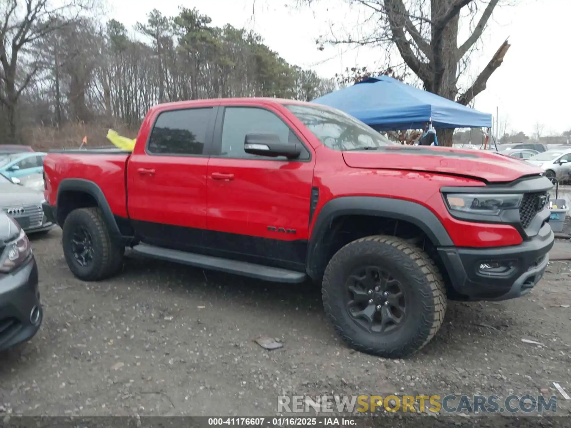 13 Photograph of a damaged car 1C6SRFU93NN415101 RAM 1500 2022