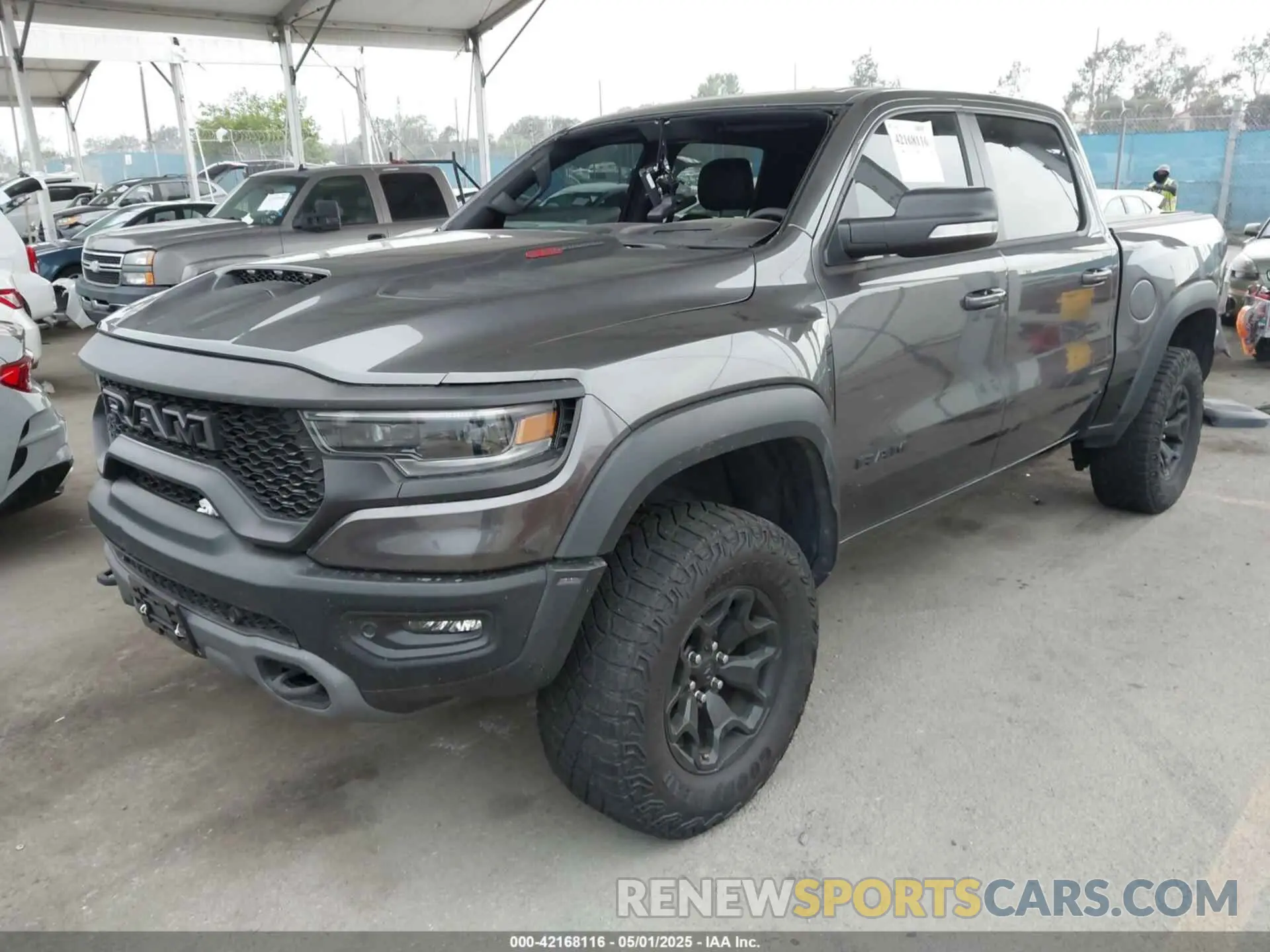 2 Photograph of a damaged car 1C6SRFU93NN415194 RAM 1500 2022