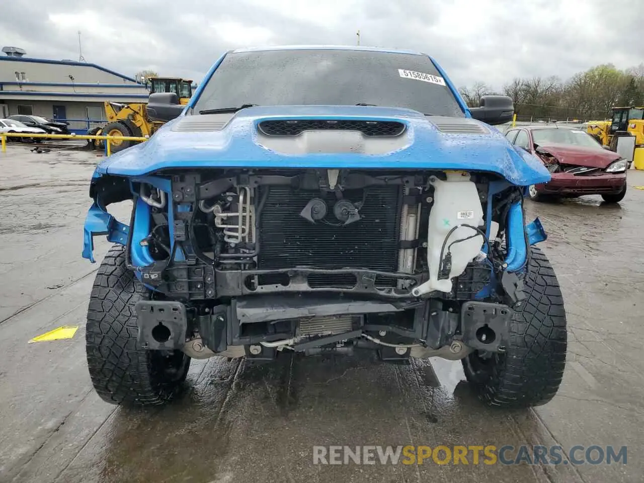 5 Photograph of a damaged car 1C6SRFU95NN322094 RAM 1500 2022