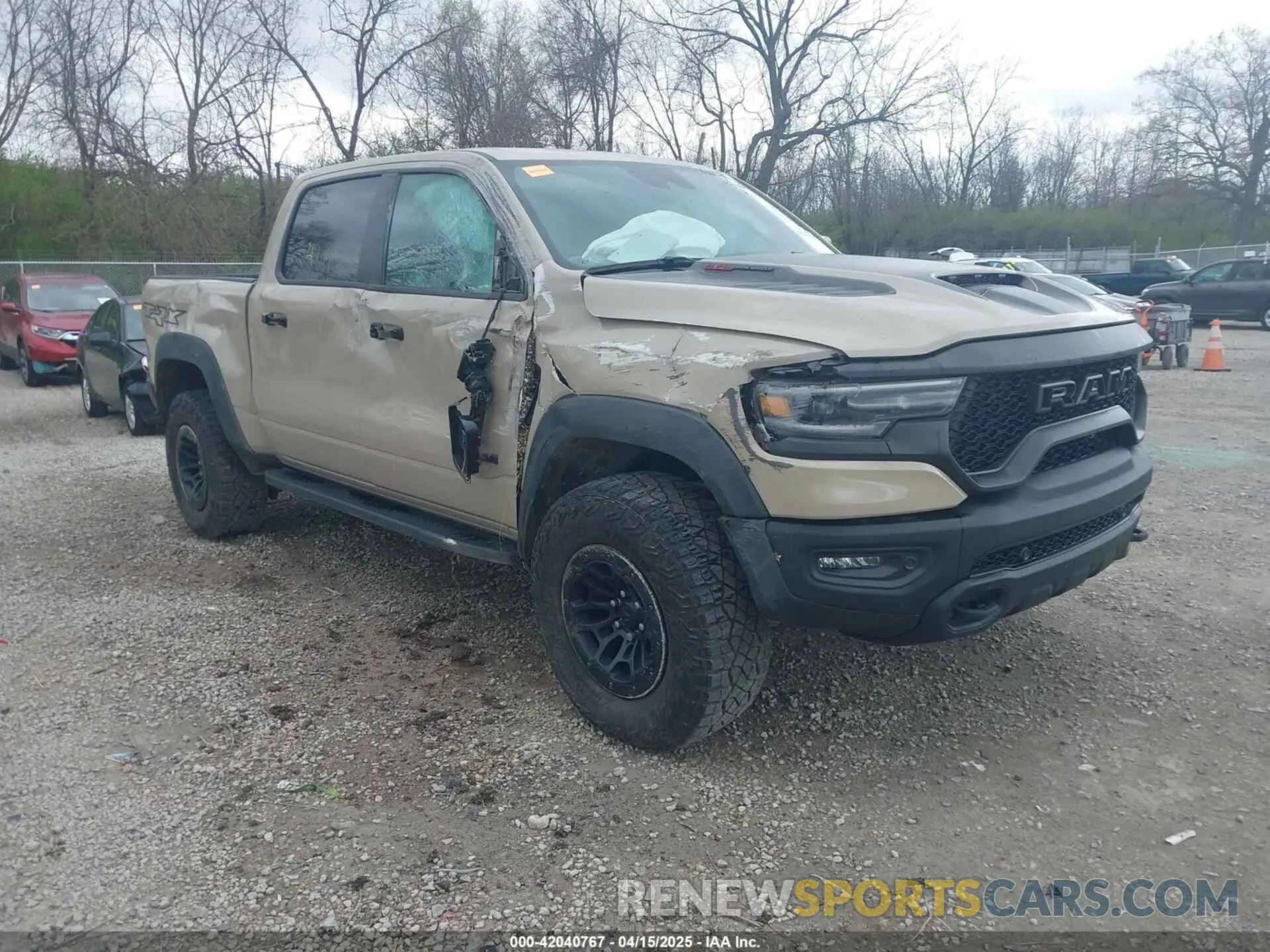 1 Photograph of a damaged car 1C6SRFU95NN399791 RAM 1500 2022