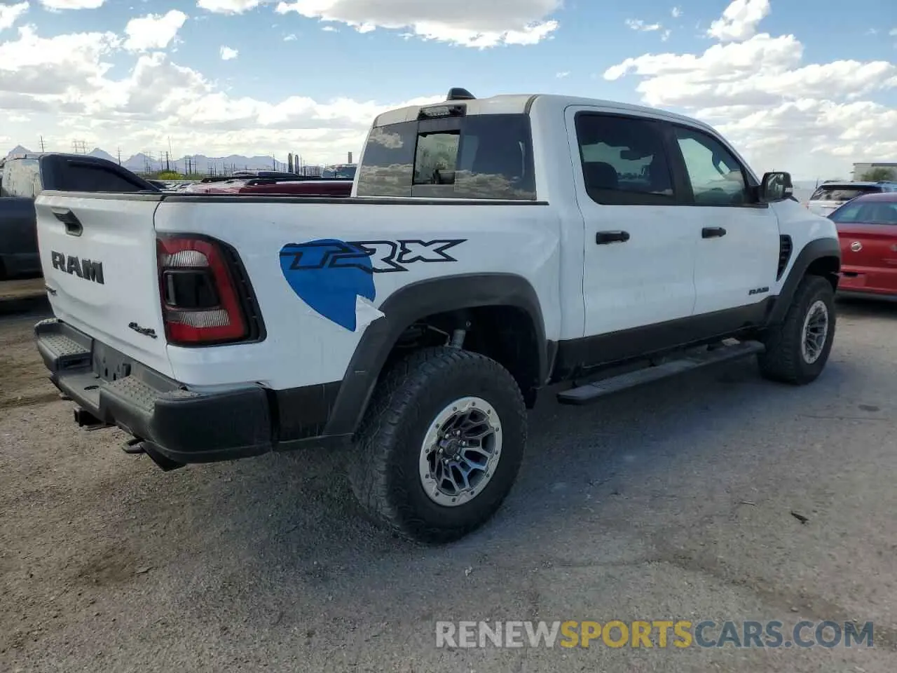 3 Photograph of a damaged car 1C6SRFU96NN193489 RAM 1500 2022