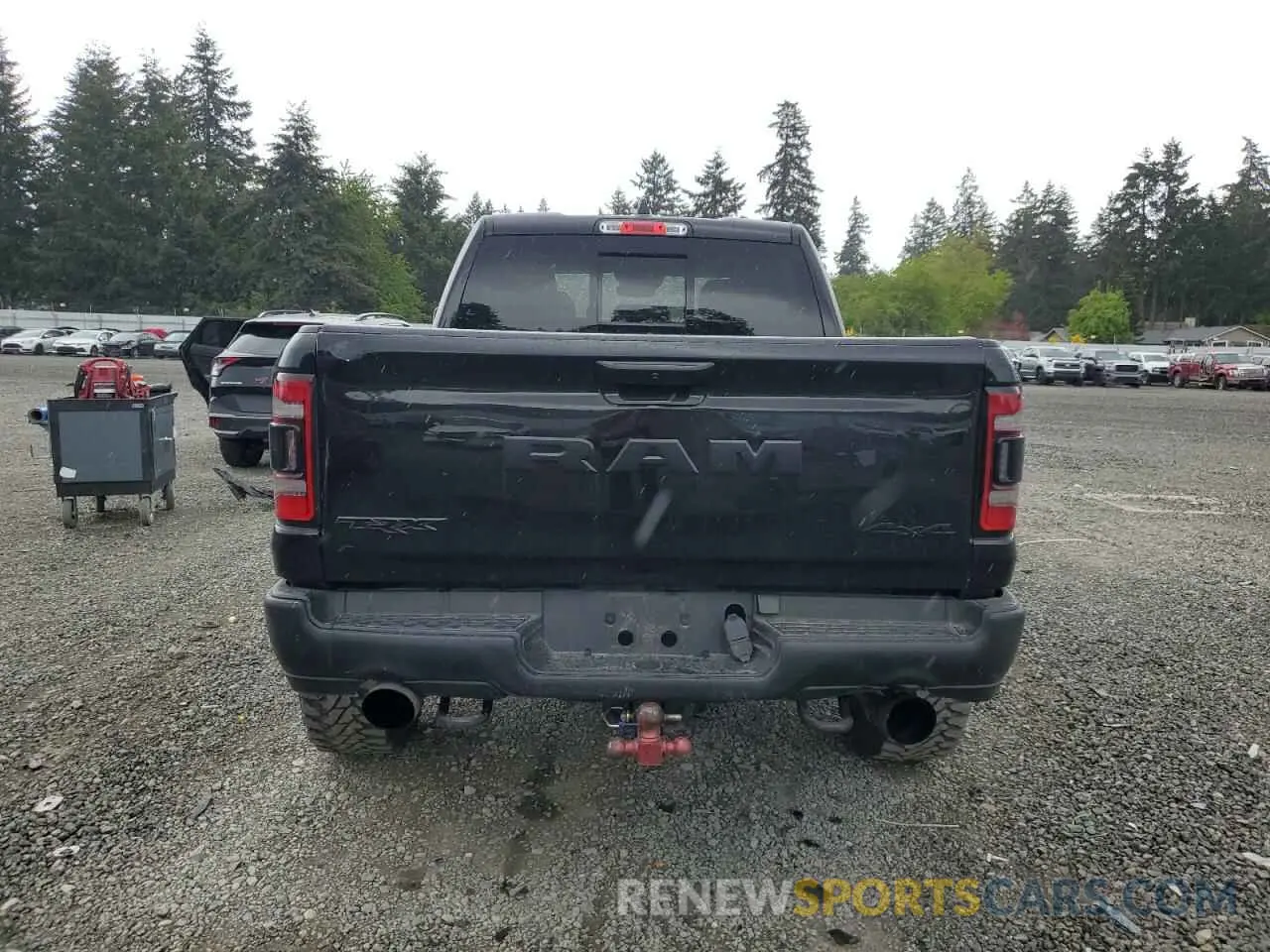 6 Photograph of a damaged car 1C6SRFU97NN215631 RAM 1500 2022
