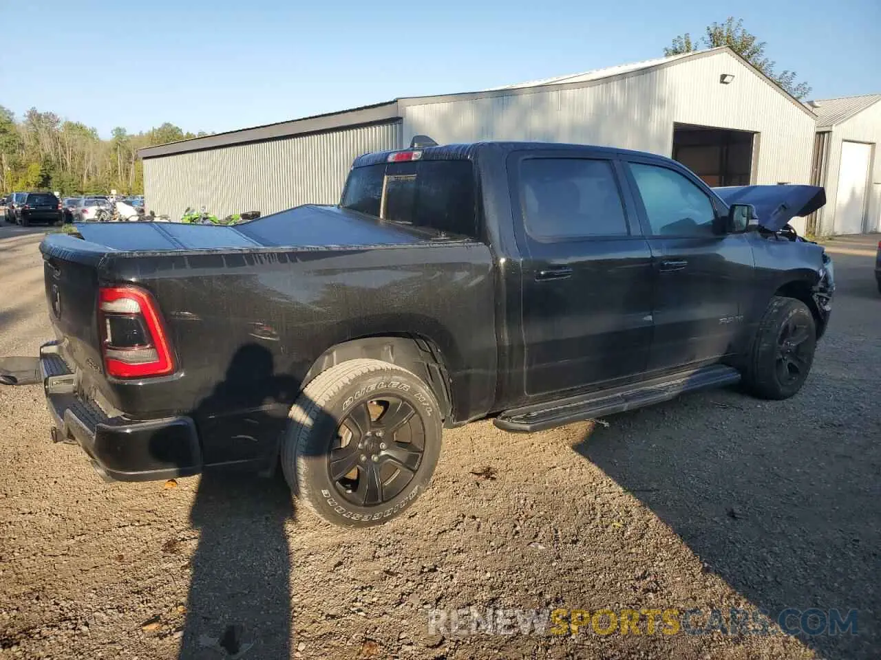 3 Photograph of a damaged car 1C6SRFVT5NN326432 RAM 1500 2022