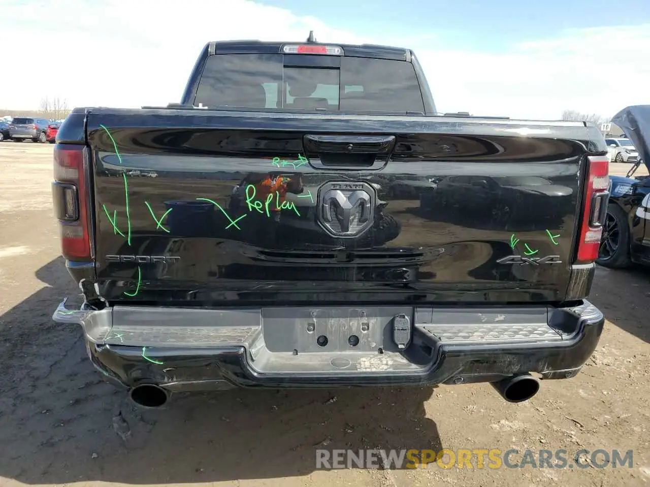 6 Photograph of a damaged car 1C6SRFVT5NN338550 RAM 1500 2022