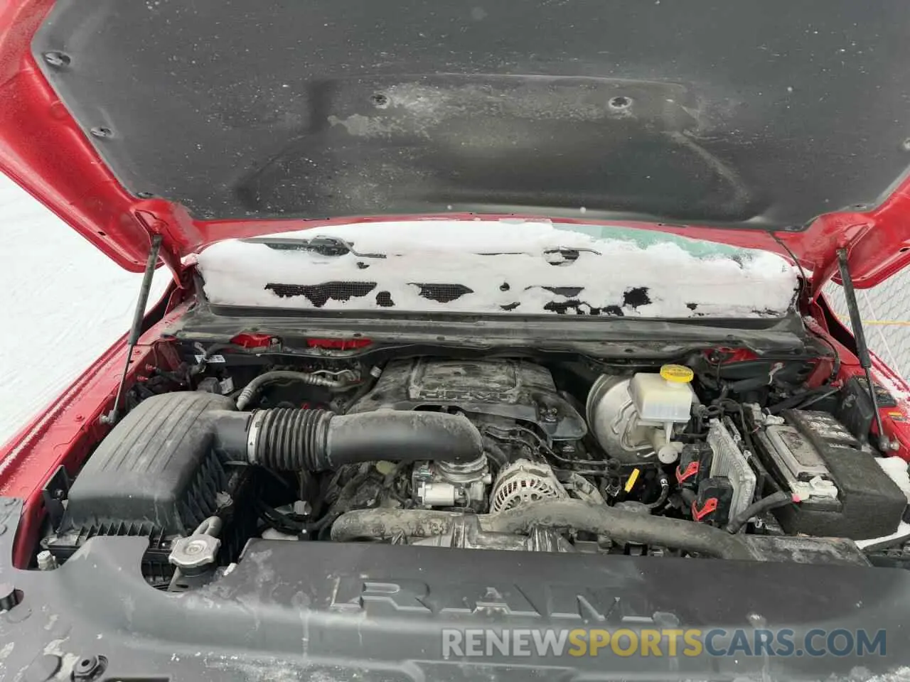 11 Photograph of a damaged car 1C6SRFVT9NN312744 RAM 1500 2022