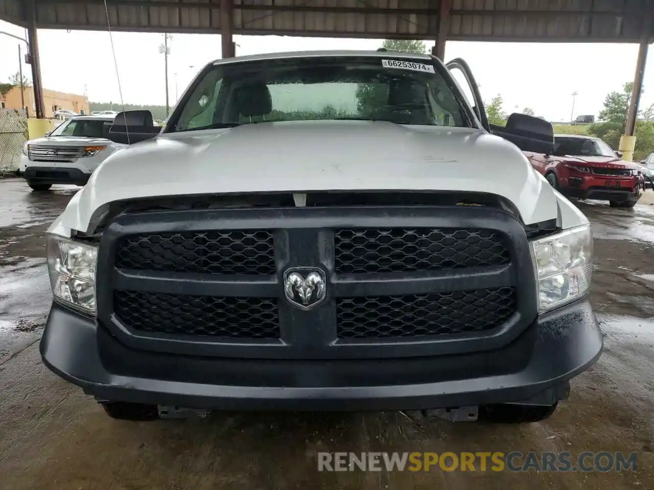 5 Photograph of a damaged car 3C6JR6DG5NG300972 RAM 1500 2022