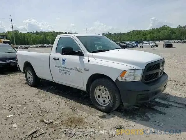 14 Photograph of a damaged car 3C6JR6DT4NG172298 RAM 1500 2022