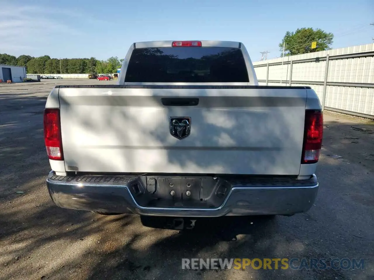 6 Photograph of a damaged car 3C6RR6KT8NG187621 RAM 1500 2022