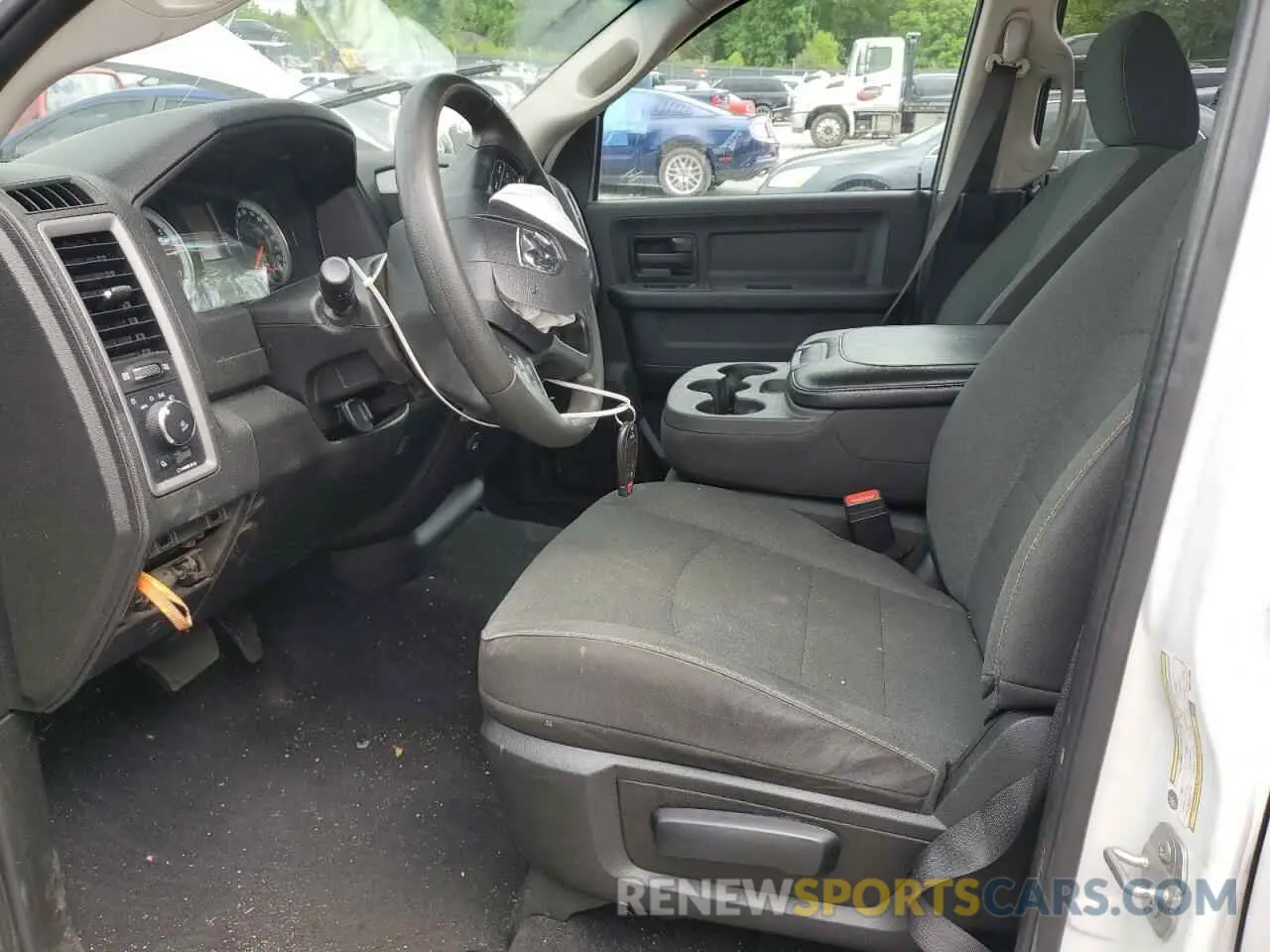 7 Photograph of a damaged car 3C6RR7KG7NG211349 RAM 1500 2022