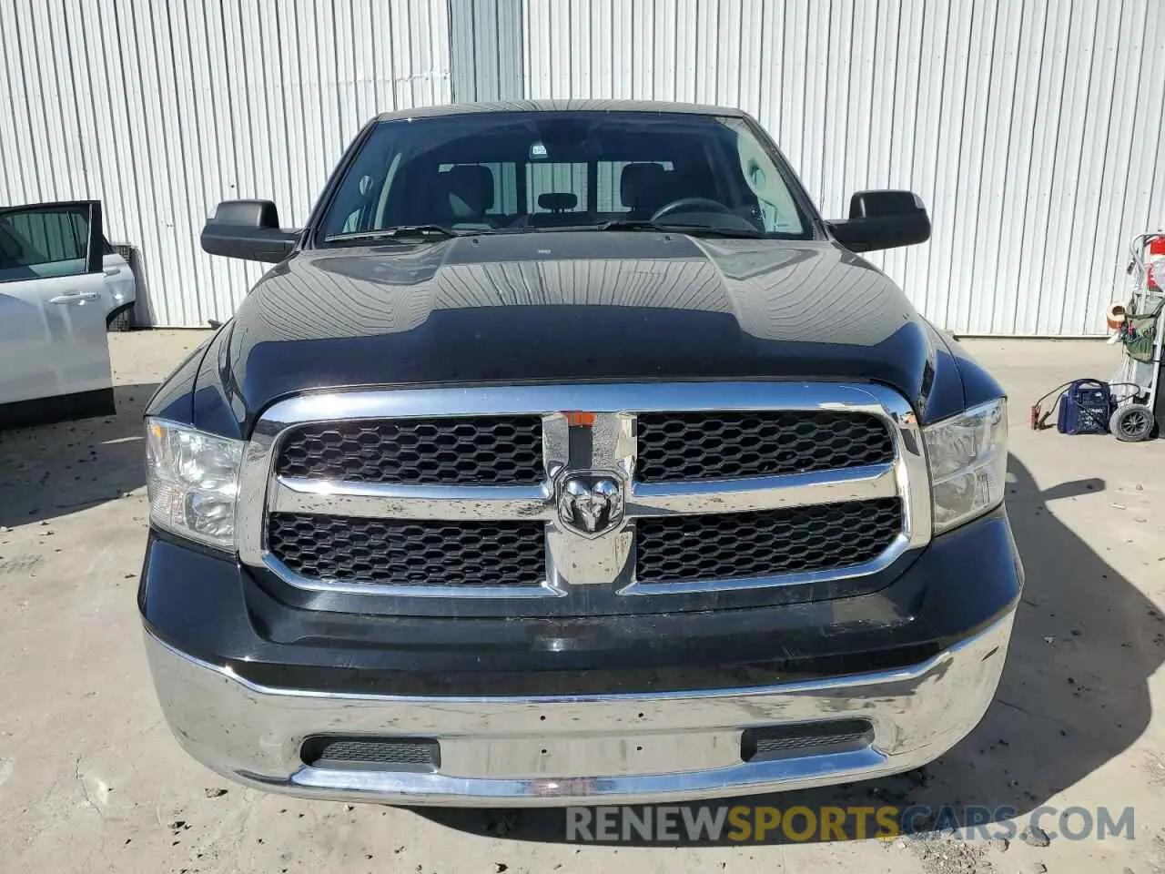 5 Photograph of a damaged car 1C6RR7LG9PS565383 RAM 1500 2023