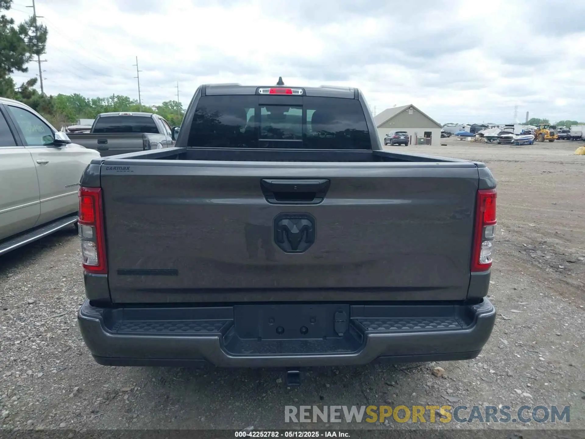 16 Photograph of a damaged car 1C6RREBG6PN585787 RAM 1500 2023