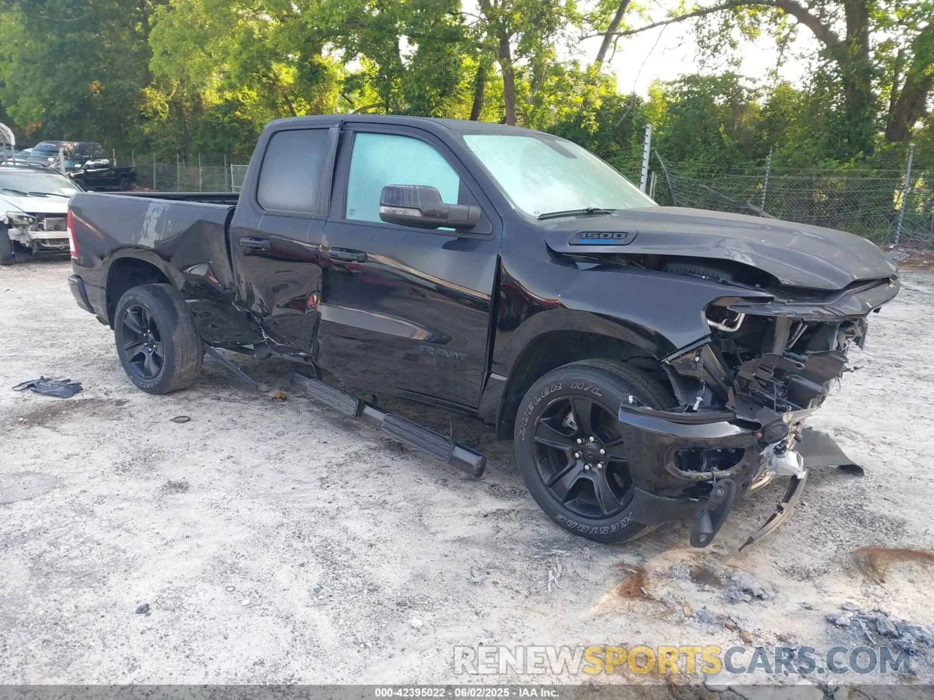 1 Photograph of a damaged car 1C6RREBG8PN604579 RAM 1500 2023