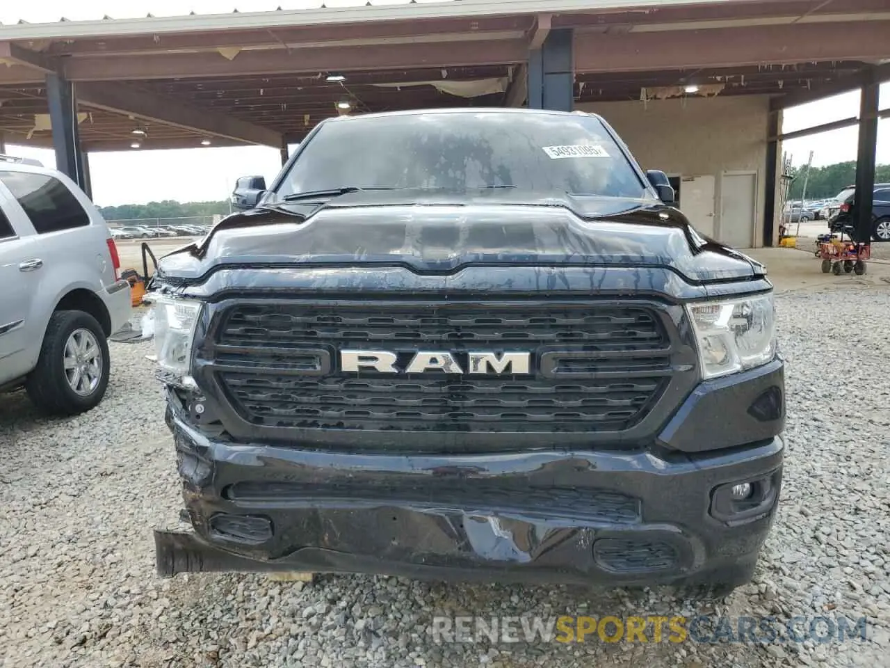 5 Photograph of a damaged car 1C6RREFG2PN677148 RAM 1500 2023