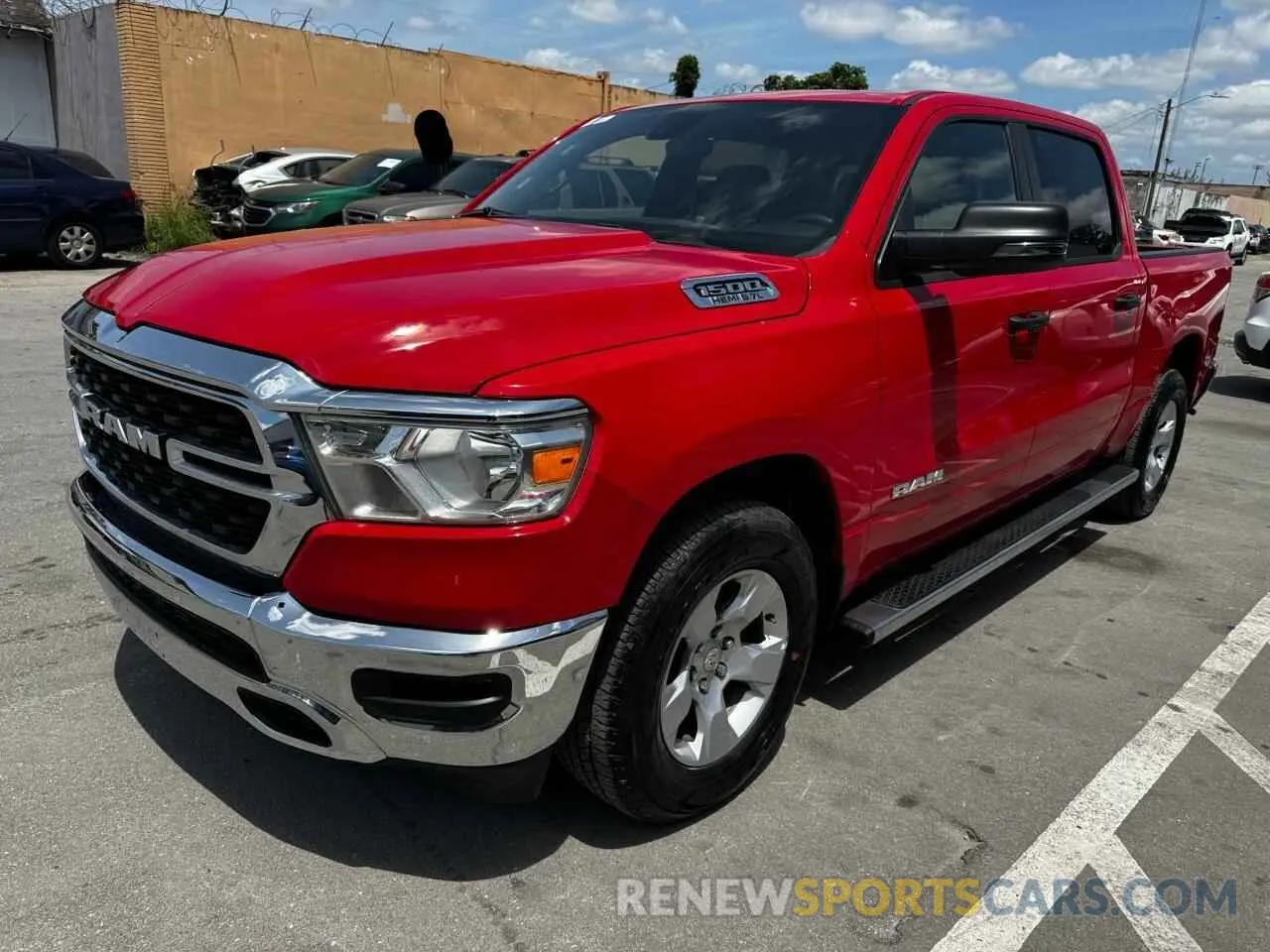 2 Photograph of a damaged car 1C6RREFT0PN592564 RAM 1500 2023