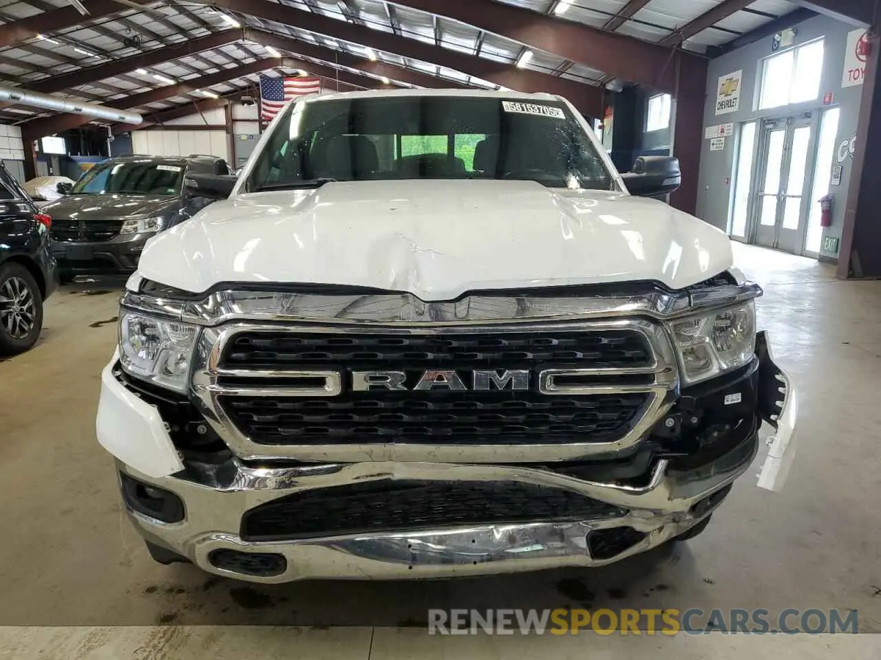 5 Photograph of a damaged car 1C6RREFT7PN614348 RAM 1500 2023