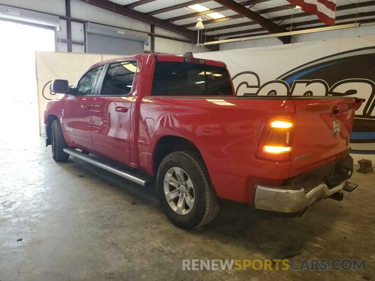 2 Photograph of a damaged car 1C6RREJTXPN676723 RAM 1500 2023