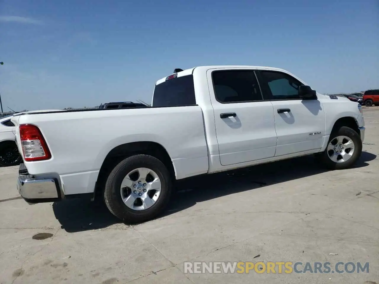3 Photograph of a damaged car 1C6RREMT5PN604002 RAM 1500 2023
